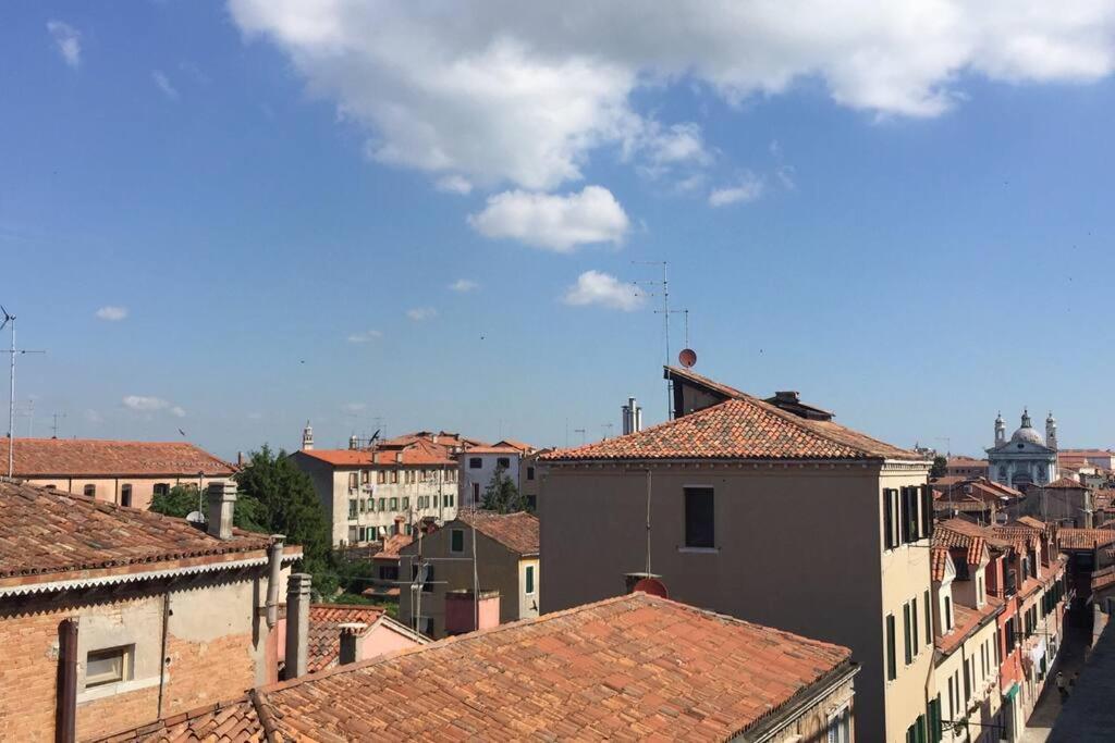 Romantic Loft In Appartement Venise
